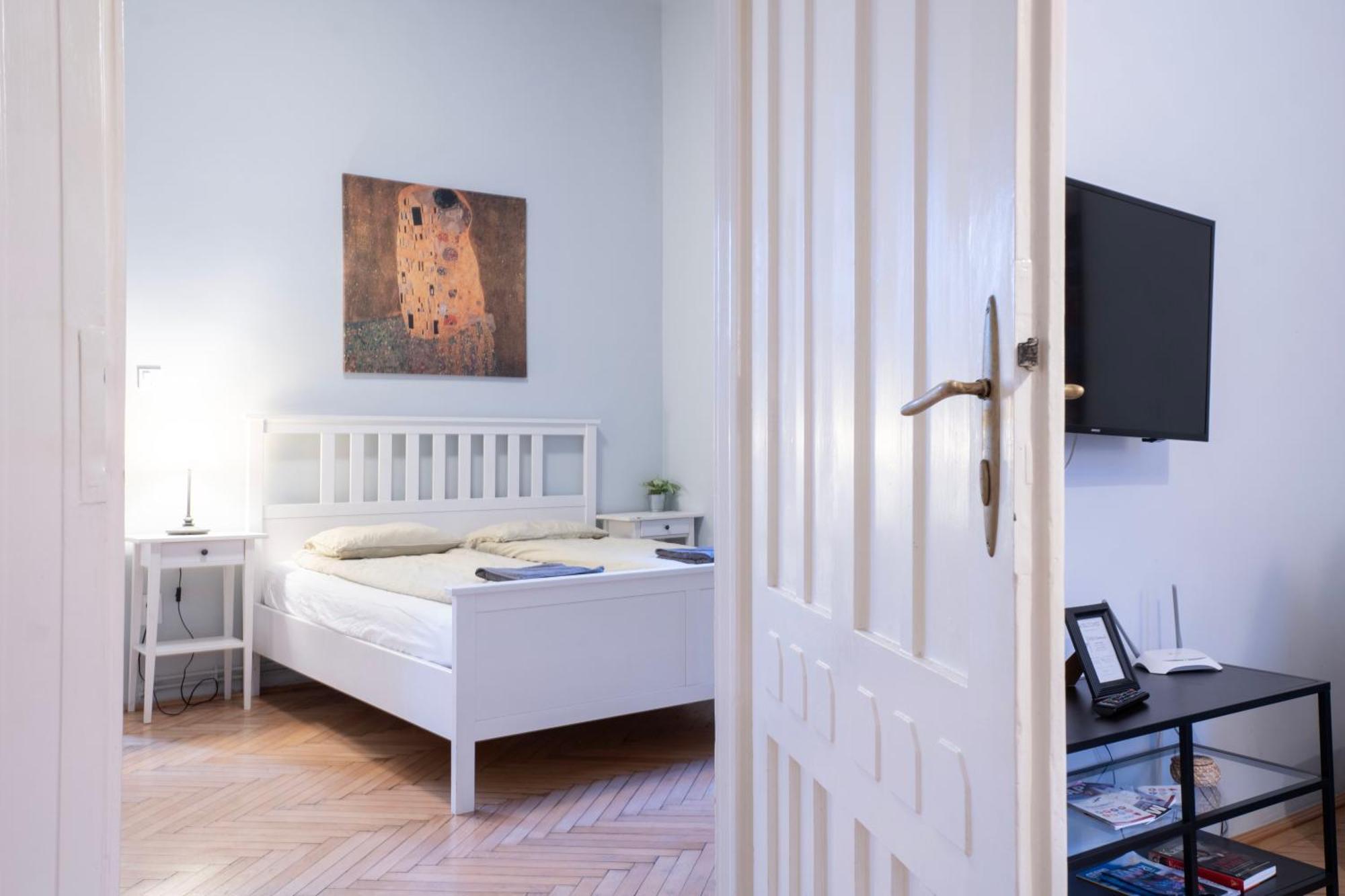 Super Comfort Apartment With 3 Rooms Next To Opera Budapeste Exterior foto