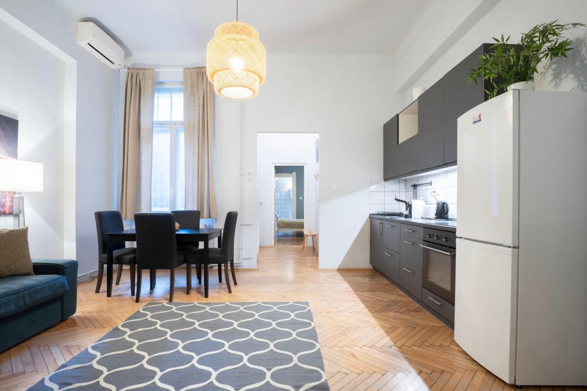 Super Comfort Apartment With 3 Rooms Next To Opera Budapeste Exterior foto